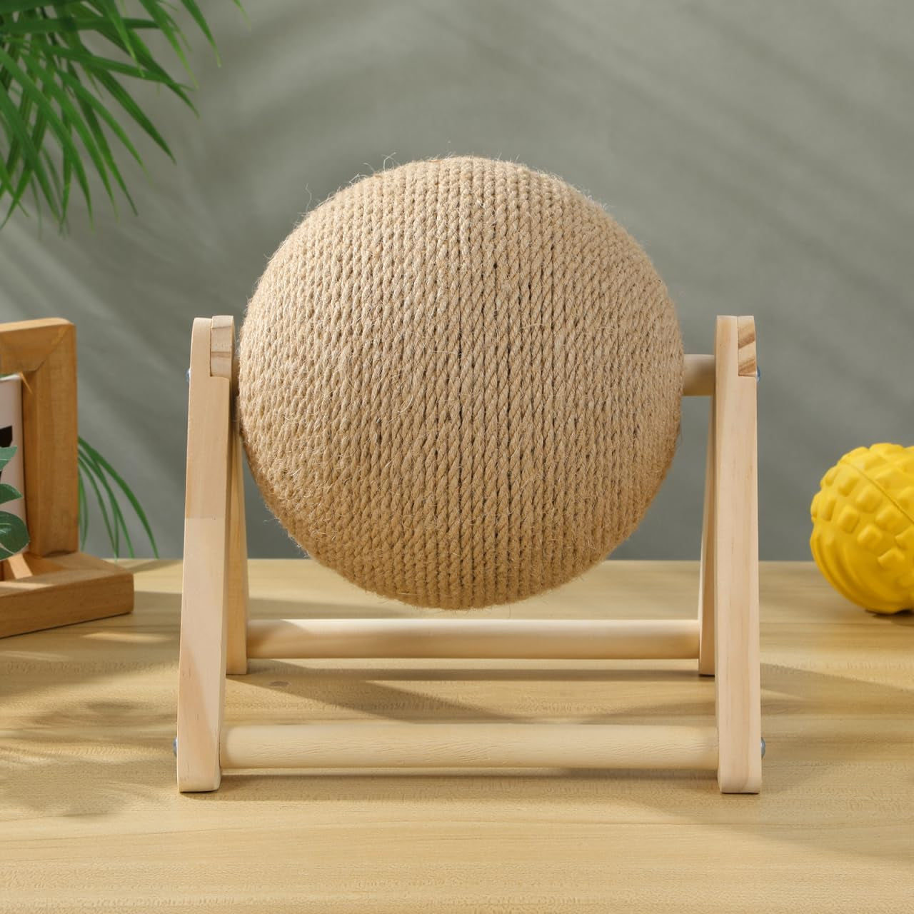 Cat Scratcher with Wood Scratching Ball 