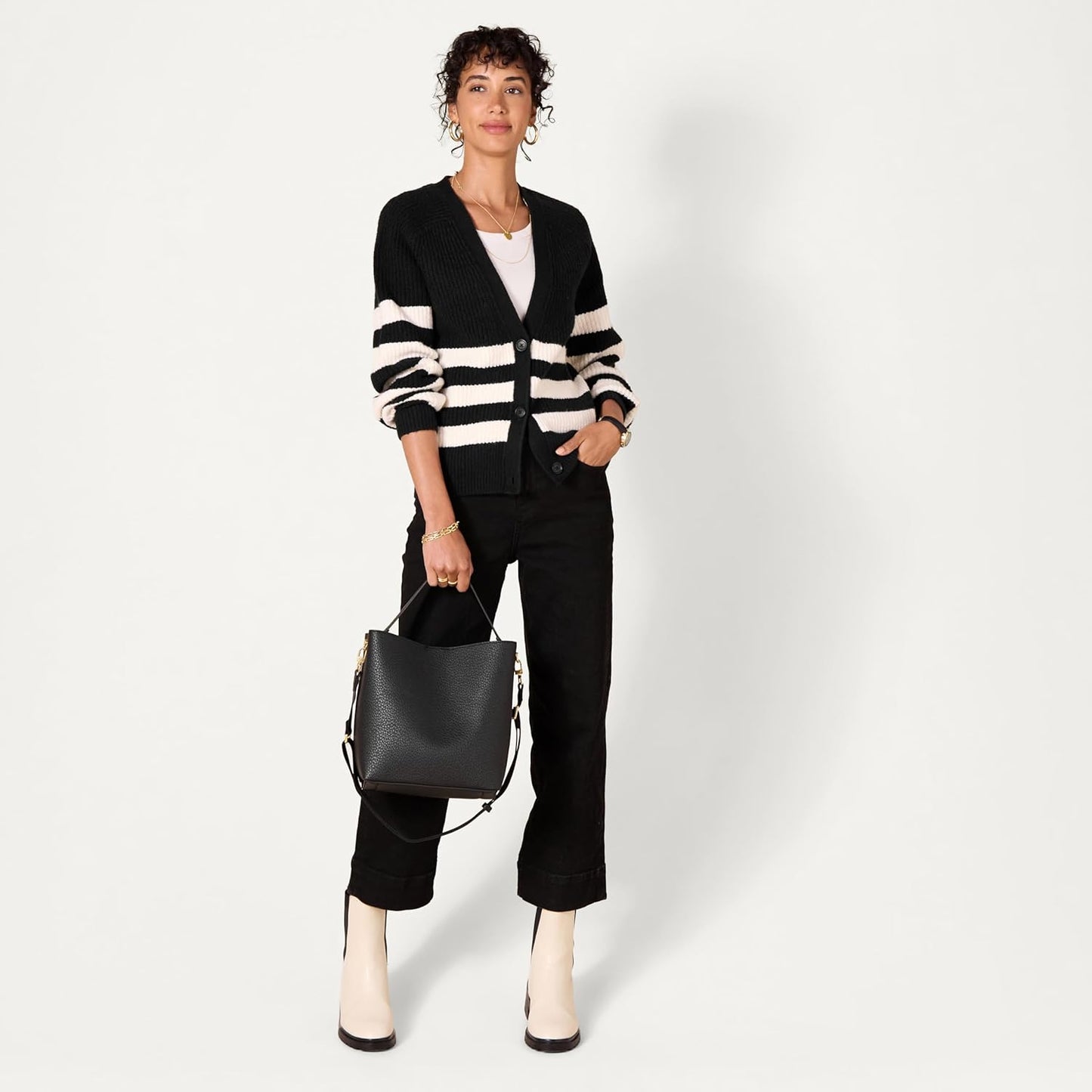 Essentials Women'S Soft Bucket Crossbody