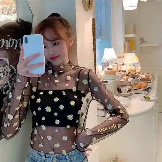 Chic Summer Lace Sun Protection Top
