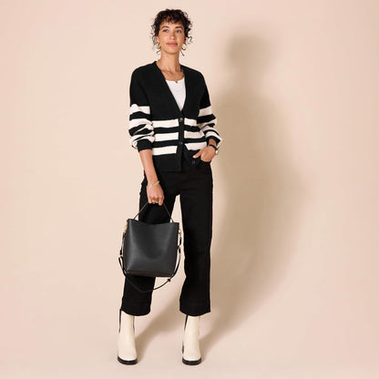 Essentials Women'S Soft Bucket Crossbody