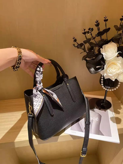 Wallet and Handbag, Top Handle